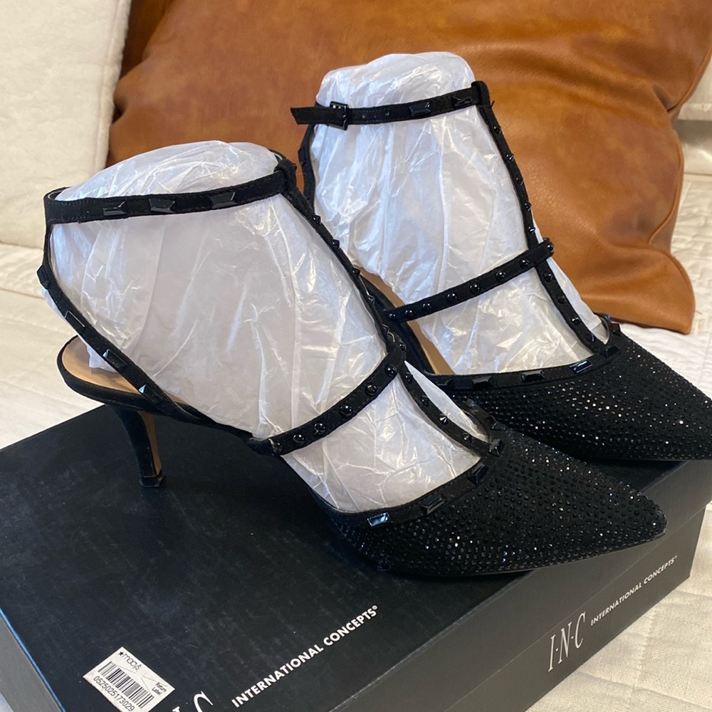 Black sparkly sandals